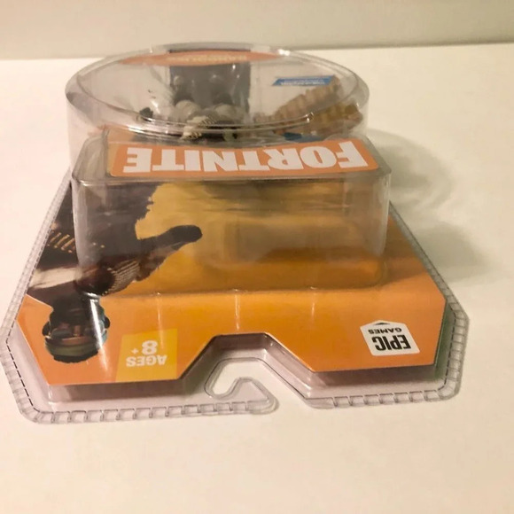 2018 Fortnite Bandolier Solo Mode Action Figure Epic Games Damaged Box - Picture 14 of 16